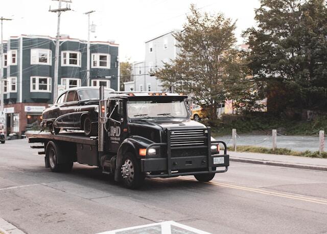 towing-truck-with-car